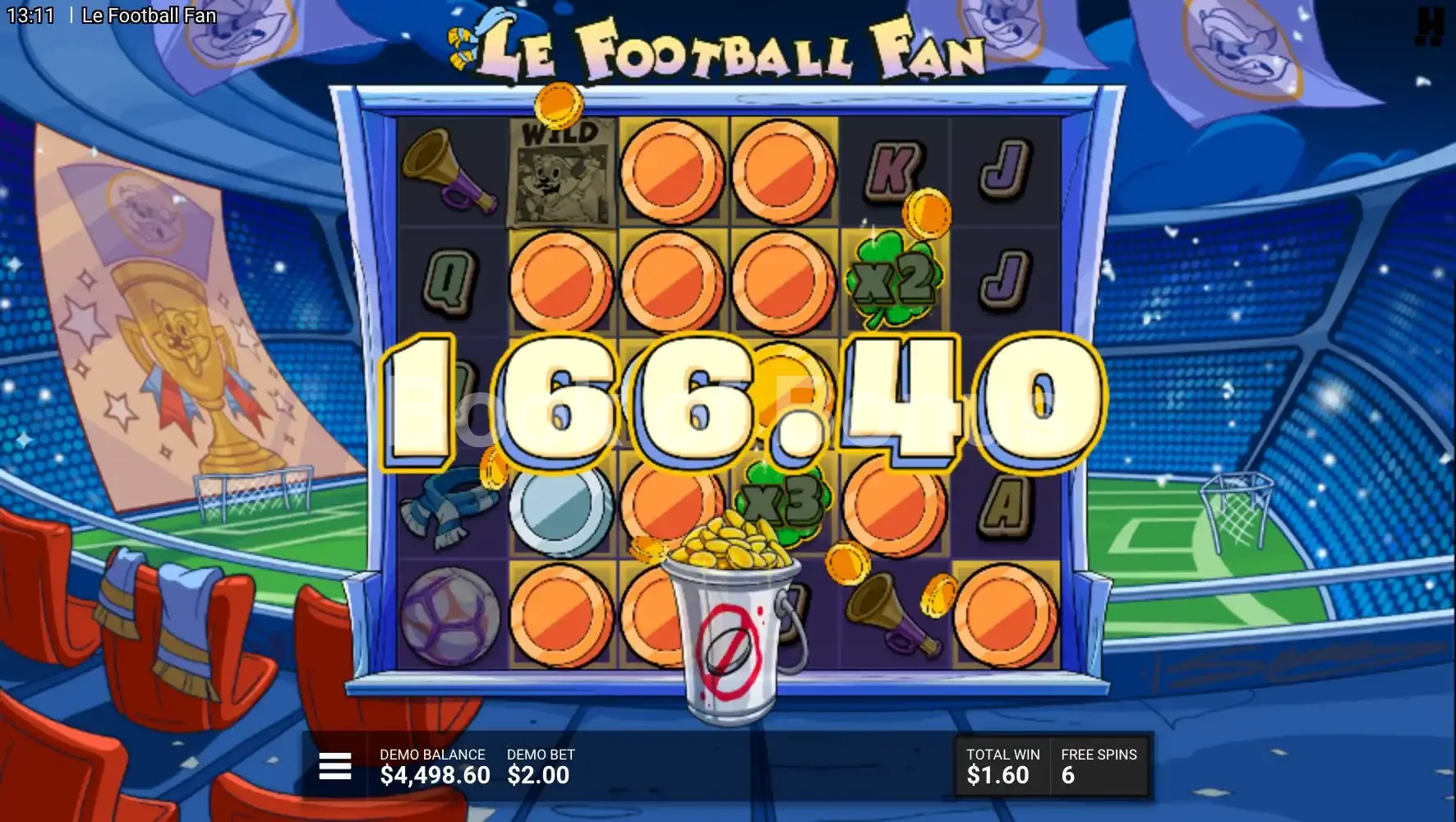 Le Football Fan par Hacksaw Gaming - gros gain