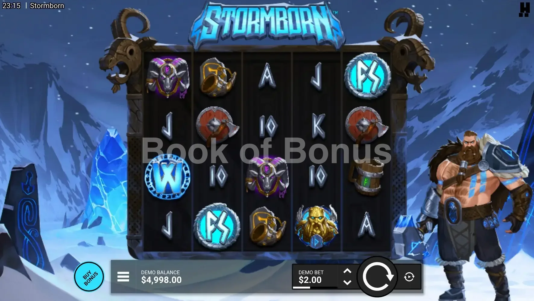 Stormborn par Hacksaw Gaming - jeu de base et disposition des rouleaux