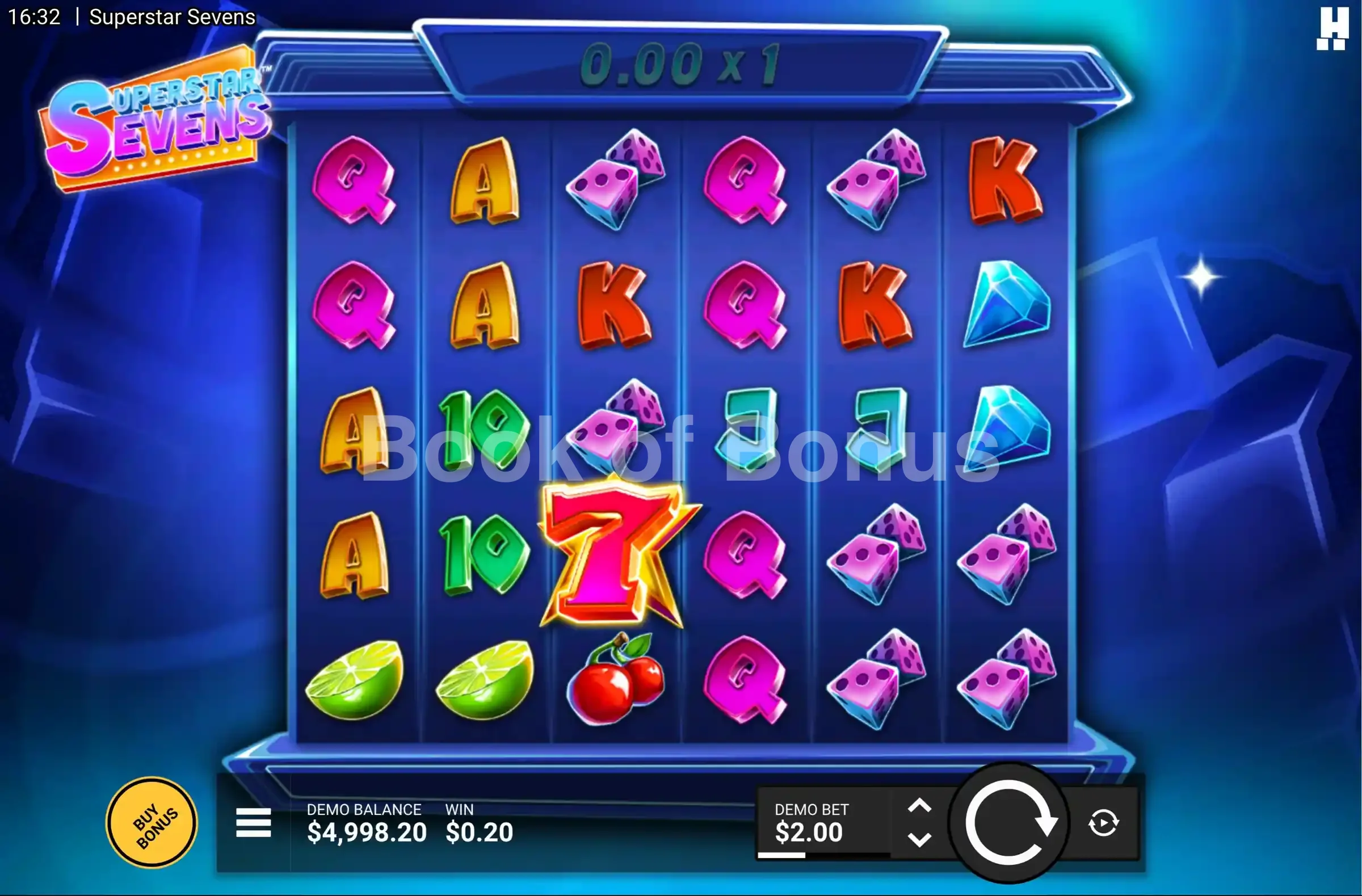 Superstar Sevens par Hacksaw Gaming - jeu de base et disposition des rouleaux